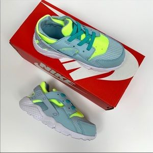 Nike Toddler Huarache Run 10c